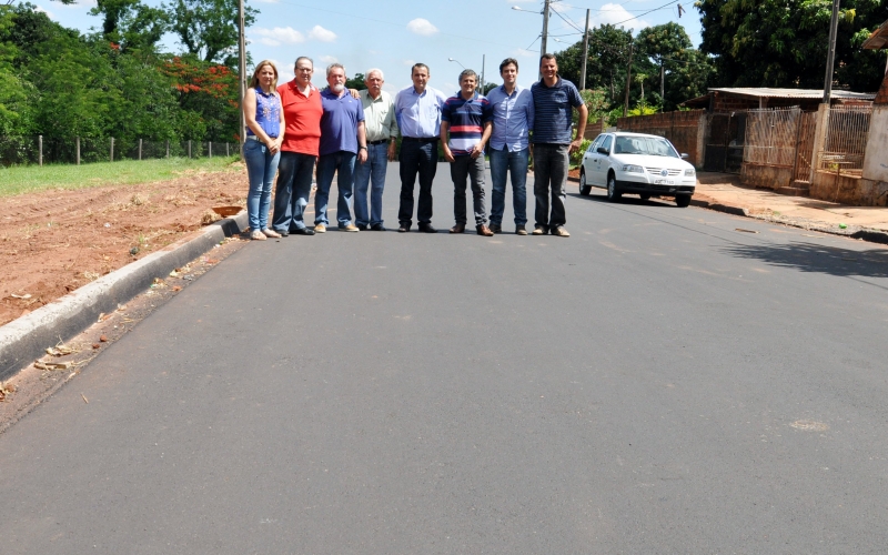 Autoridades visitam obras realizadas no município