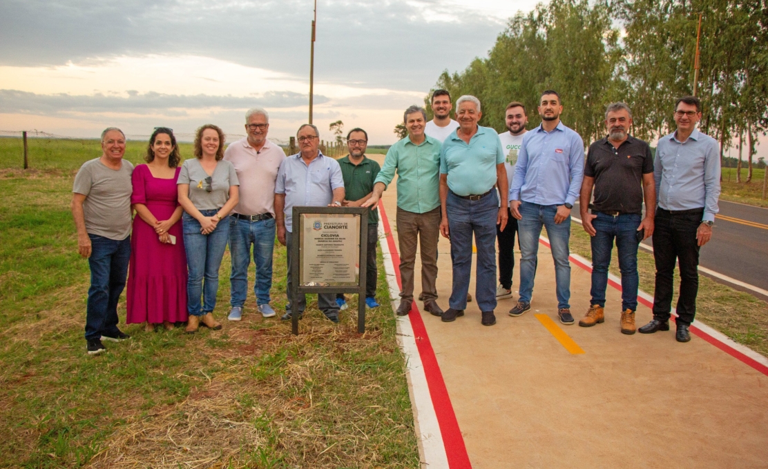 Prefeitura inaugura pavimentação da Estrada Imbarié e Ciclovia Márcia Auzenir da Silva