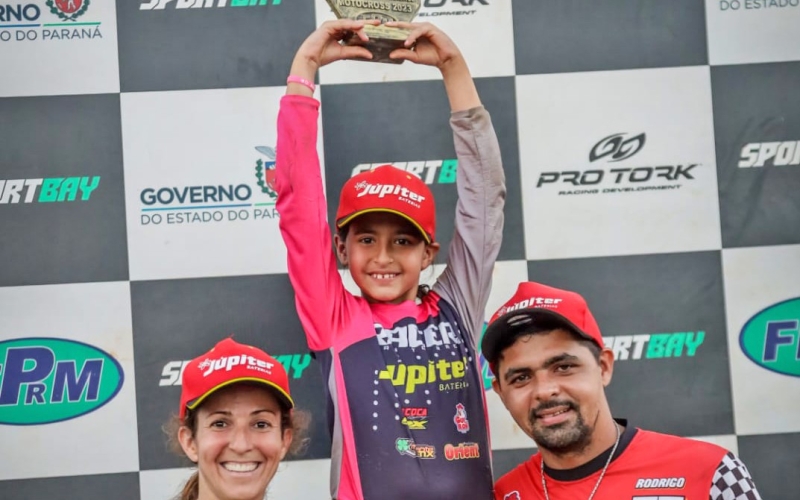 Cianortense é campeã da 5ª etapa do Paranaense de Motocross