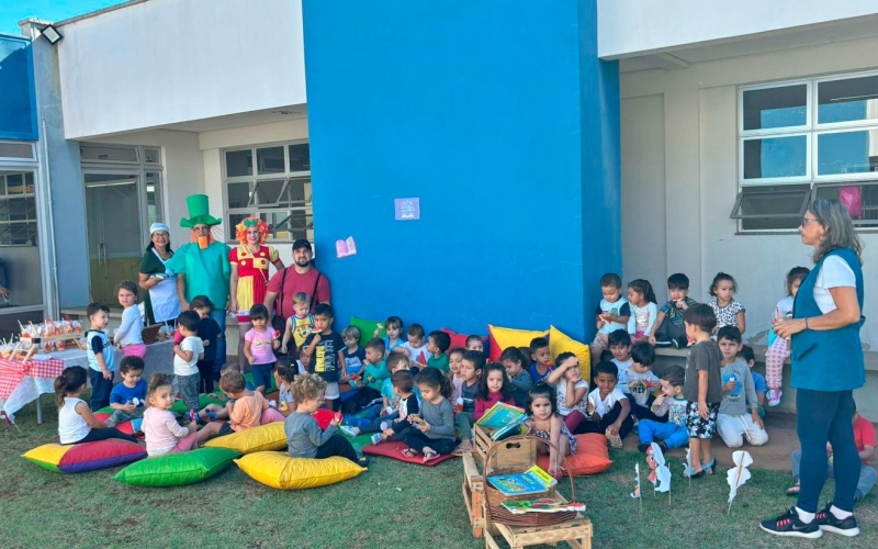 Piquenique Literário marca Dia Nacional do Livro Infantil em CMEI 