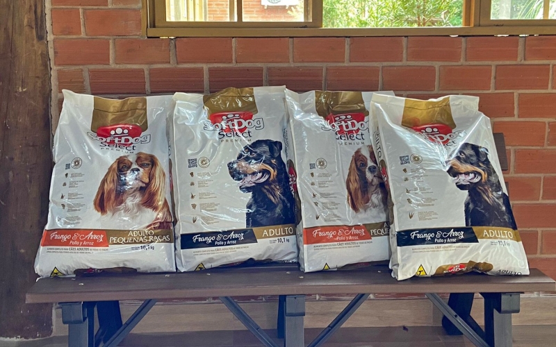 Banco de Ração e Utensílios recebe doação de empresa local