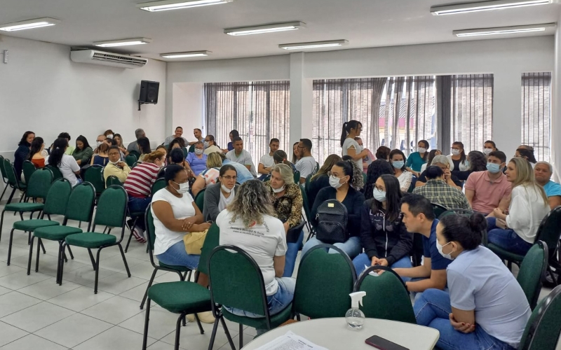Equipes das Unidades Básicas de Saúde recebem capacitação sobre atendimento