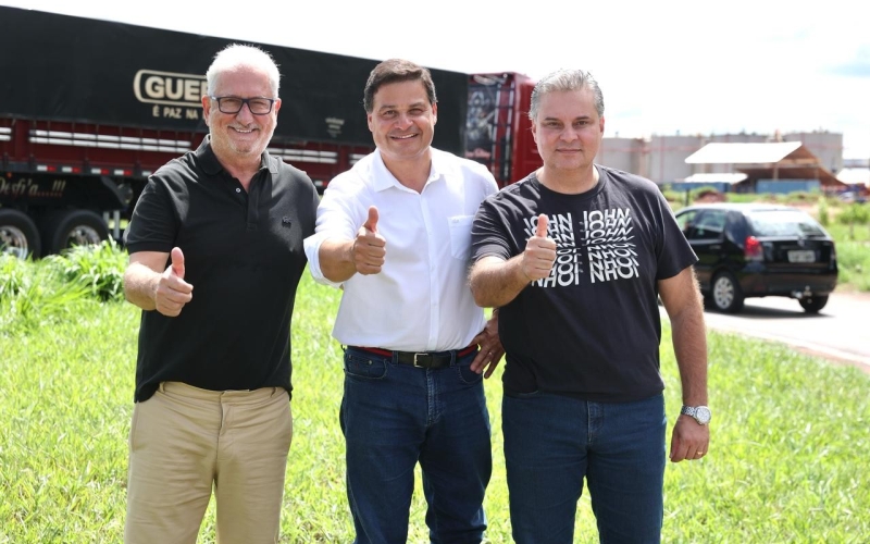 Secretário Sandro Alex anuncia investimentos no aeroporto de Cianorte