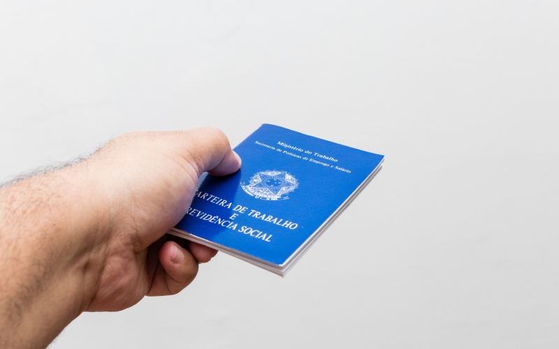 Agência do Trabalhador inicia semana com 575 vagas de emprego