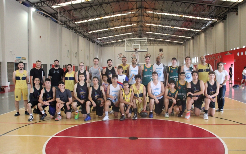 Basquete cianortense celebra conquistas