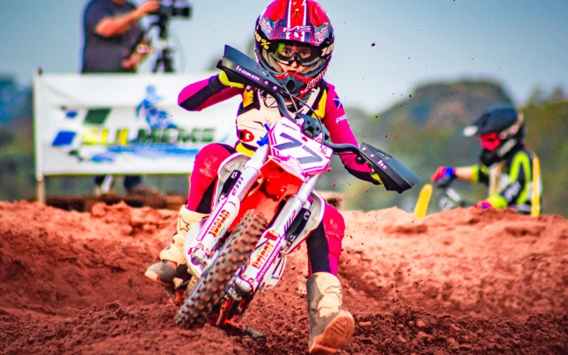 Pilota mirim cianortense é campeã na 6ª etapa Conesul de Velocross