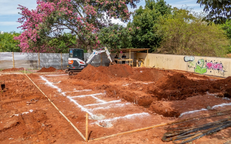 Têm início as obras de salão comunitário no Conjunto Marselha 