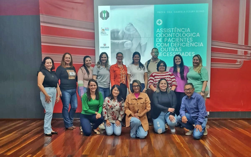 Servidores participam de capacitação sobre assistência odontológica inclusiva