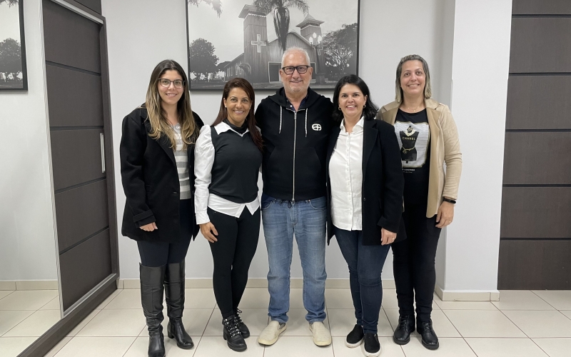 Prefeitura renova parcerias em benefício da APAE e CEI São José