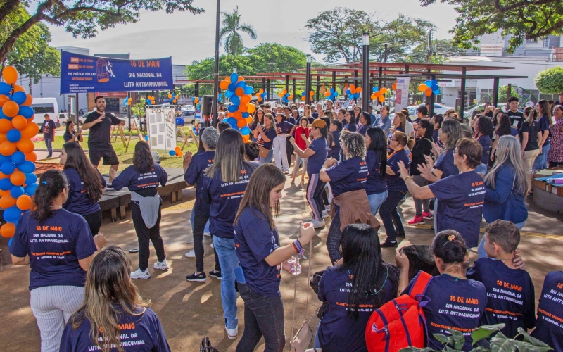 Sarau antimanicomial leva cultura e reflexão à população