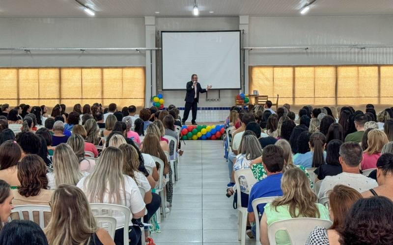 Capacitações preparam profissionais da Educação para o ano letivo de 2025