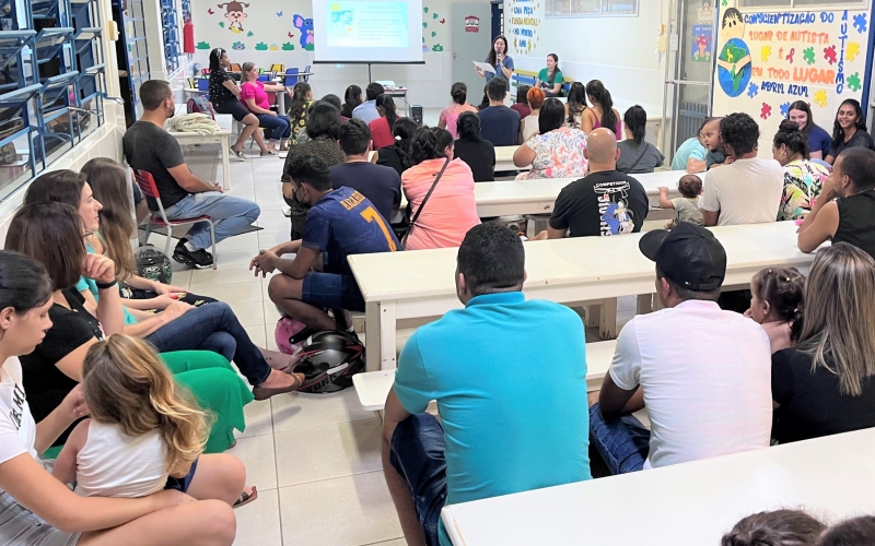 Secretaria Municipal de Educação lança projeto “Família na Escola”