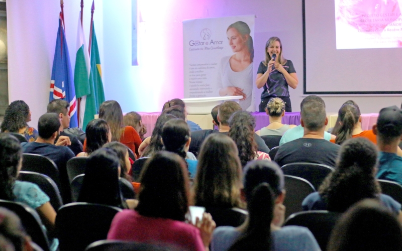 Curso prepara 60 gestantes e acompanhantes para o nascimento de seus filhos