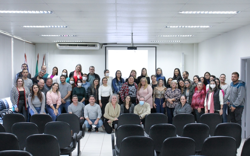 Agendadores e recepcionistas da Saúde participam de capacitação