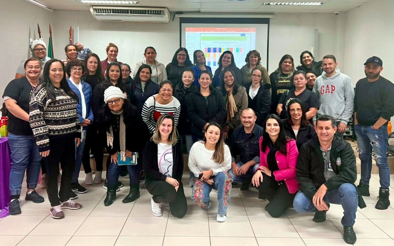 Projeto Gestar e Amar promove treinamento com agentes comunitários de saúde